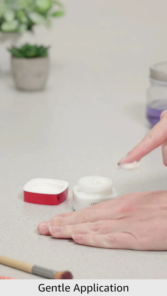 L'Oreal Revitalift Eye Cream Review: Anti-Wrinkle Eye Care image 7