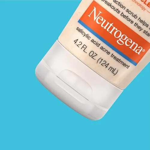 Neutrogena Oil-Free Acne Face Wash Review: Salicylic Scrub image 5