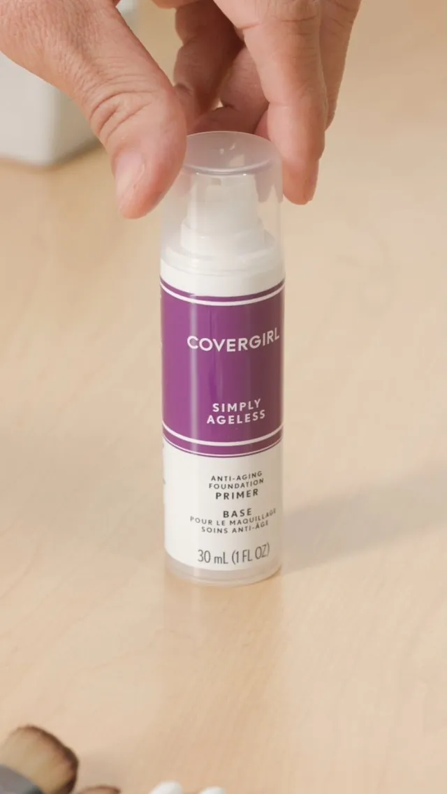 COVERGIRL Simply Ageless Foundation Review image 7