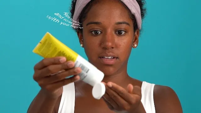 Acure Brightening Facial Scrub Review: Exfoliating Face Wash image 7