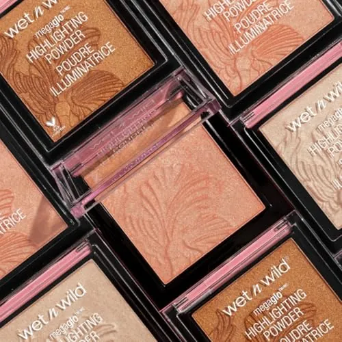 wet n wild MegaGlo Blossom Glow Highlighter Review image 5