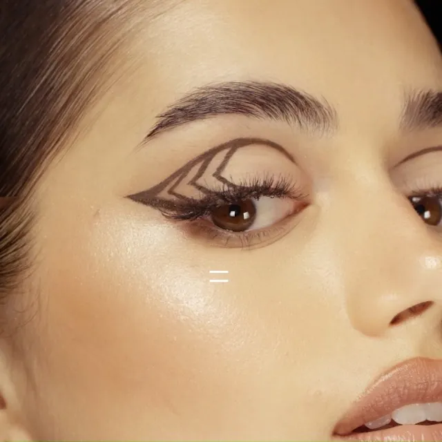 stila Stay All Day Waterproof Liquid Eye Liner Review image 7