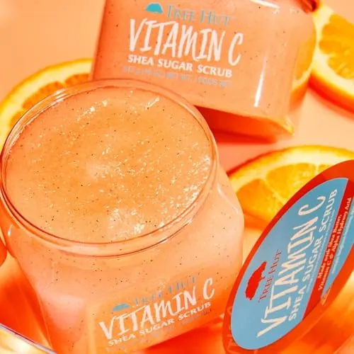 Tree Hut Vitamin C Body Scrub Review: Sugar Body Exfoliator image 3