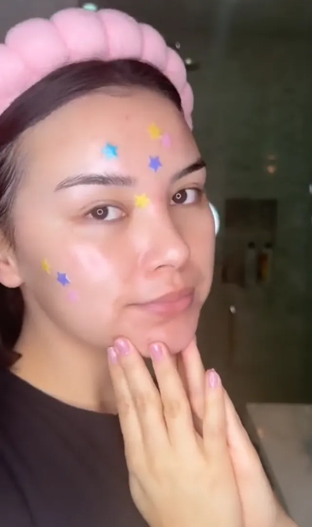 Livaclean 240CT Star Pimple Patches Review image 7