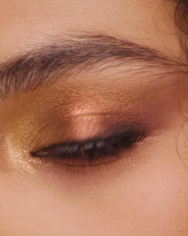 NYX I Know That's Bright Eyeshadow Palette Review image 7